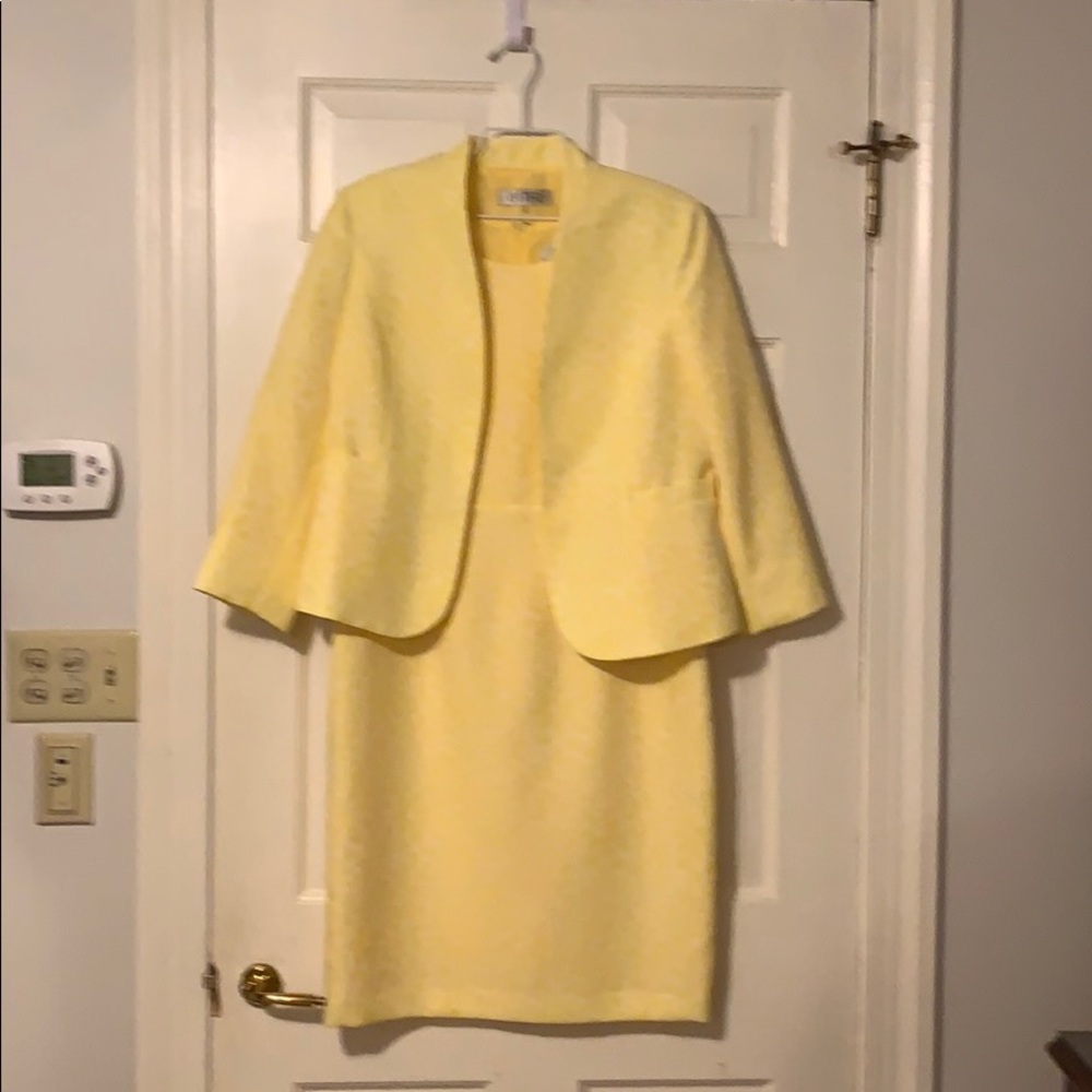 Kasper Dress Suit